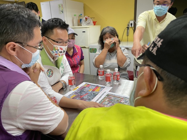林智鴻廣邀里長與市府共同研商根治北鳳山長年淹水問題!