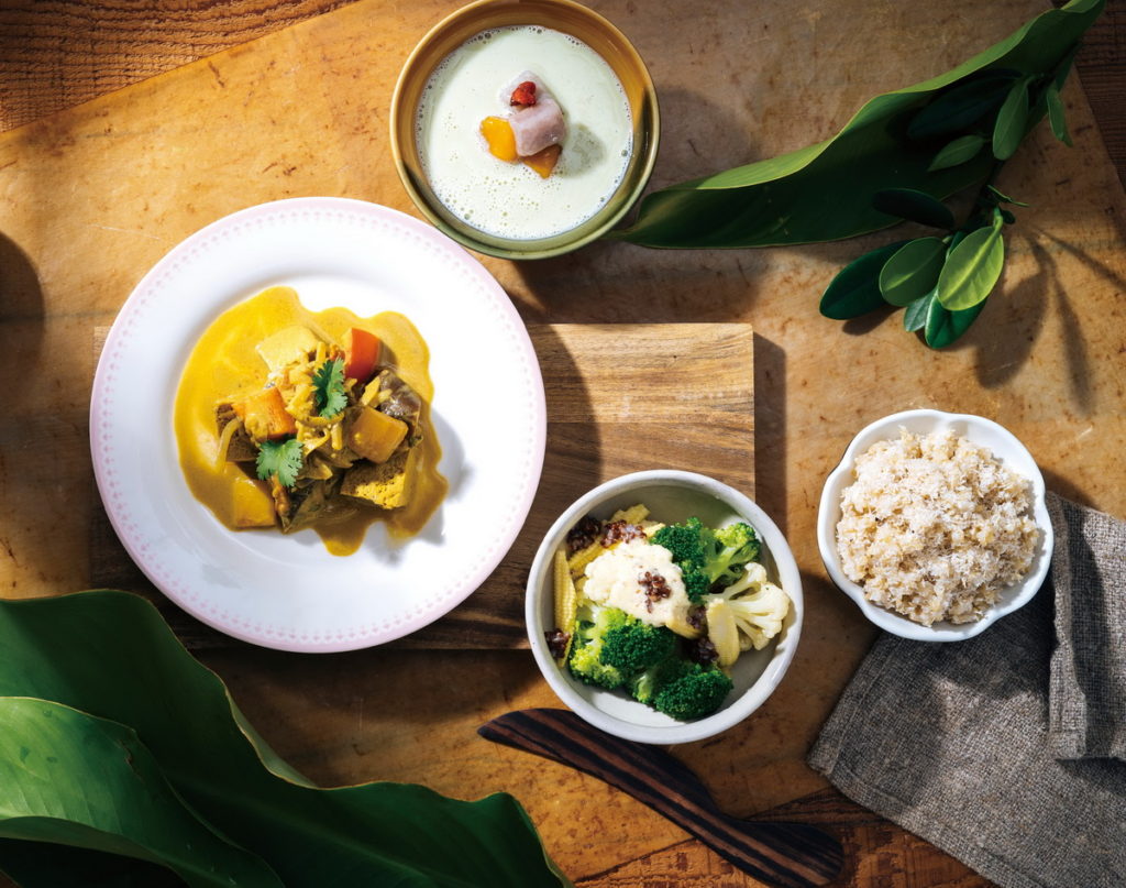 ▲ 運用鷹嘴豆、毛豆、藜麥等食材入菜,可吃入高蛋白質。