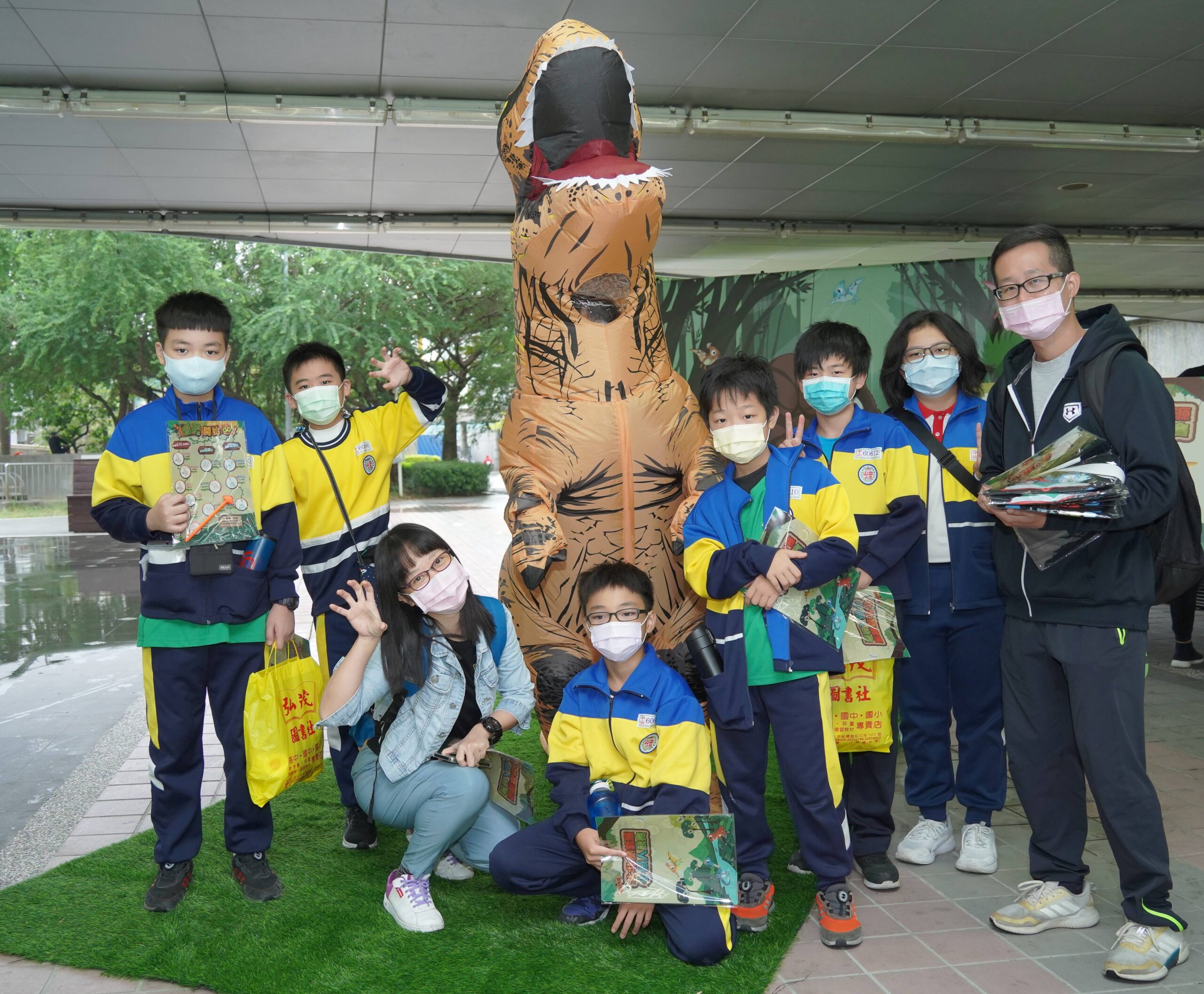 北北基創意能源小鐵人競賽 42校60隊潛能大爆發一起鬥智手作