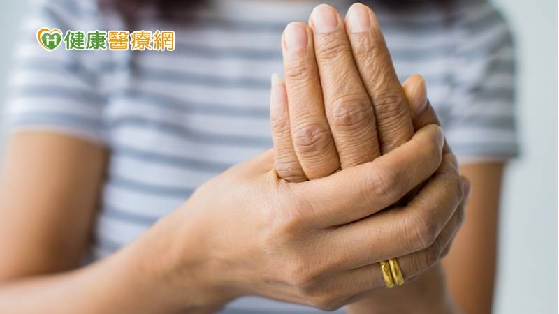 突然雙手腳麻又無力? 小心「格林-巴利症候群」奪命