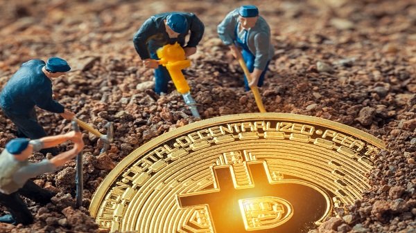 比特幣礦工為何會在暴跌中陷入「槓桿依賴」危機?